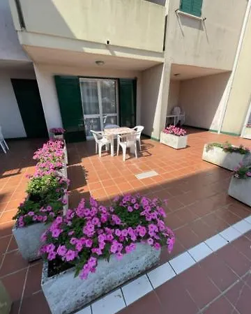 Apartament With Swimming Pool Apartamento Caorle