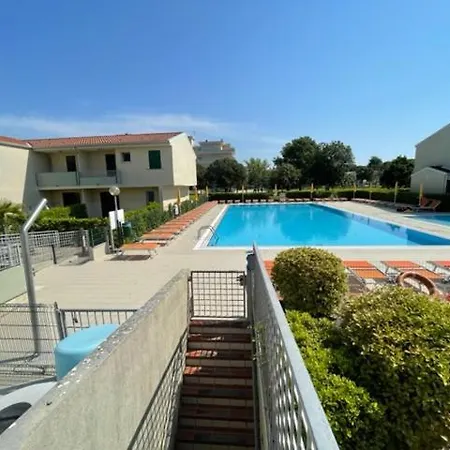Apartament With Swimming Pool Apartamento Caorle