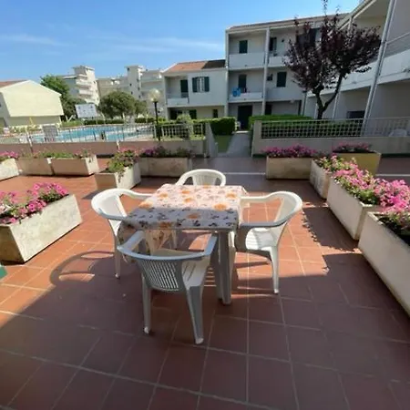 Apartamento Apartament With Swimming Pool